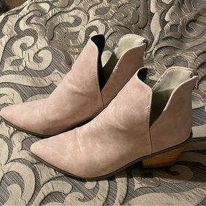 Western Style Blush Heels Boots / Booties